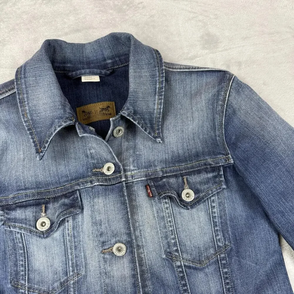 Levis Denim Jacket Women Blue Button Front Trucker Style Jean Jacket Size Small
